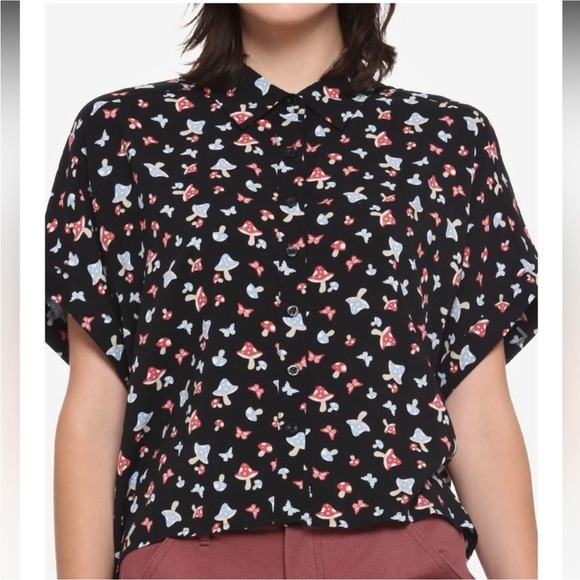 HOT TOPIC Boxy Camp Shirt Short Sleeve Button-Up Top Mushroom 2XL - Picture 4 of 9